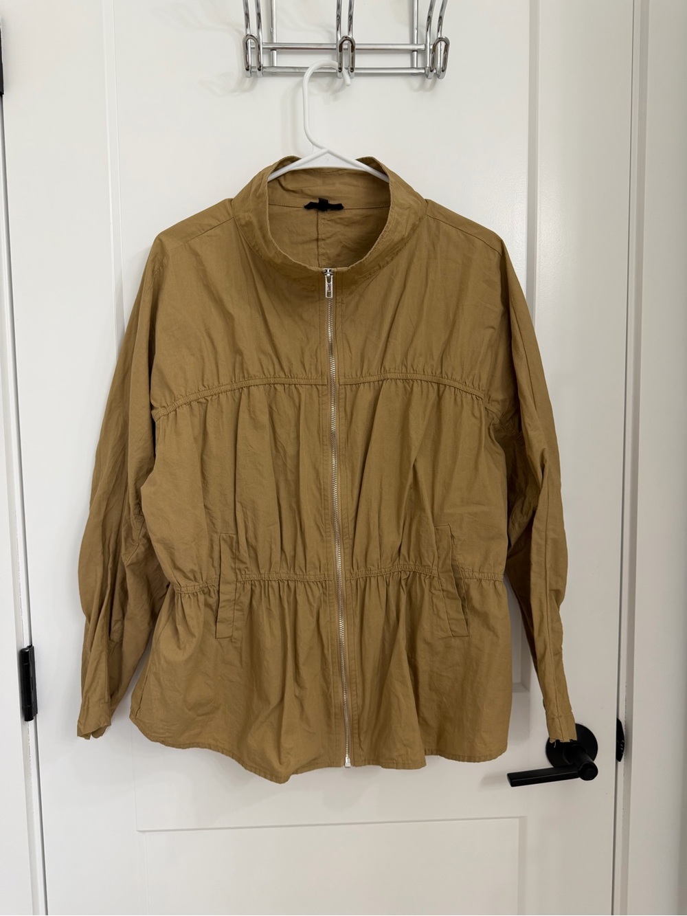 Utility Zip-Front Women’s Jacket in Tan
